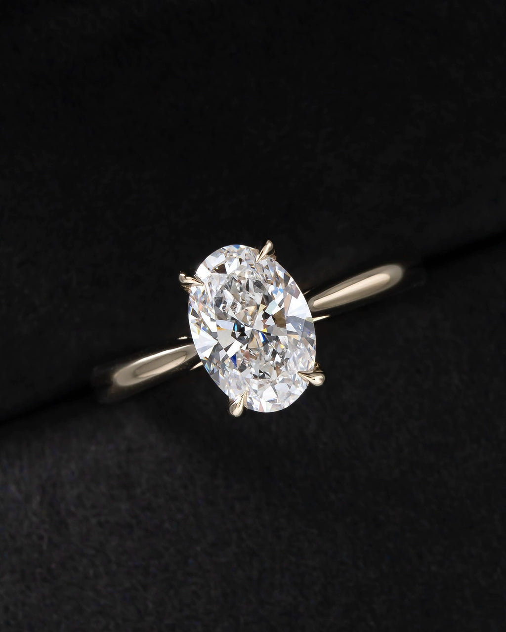 1.5ct Oval Lab Grown Diamond IGI Certified Ethical Ring Set 18K Gold