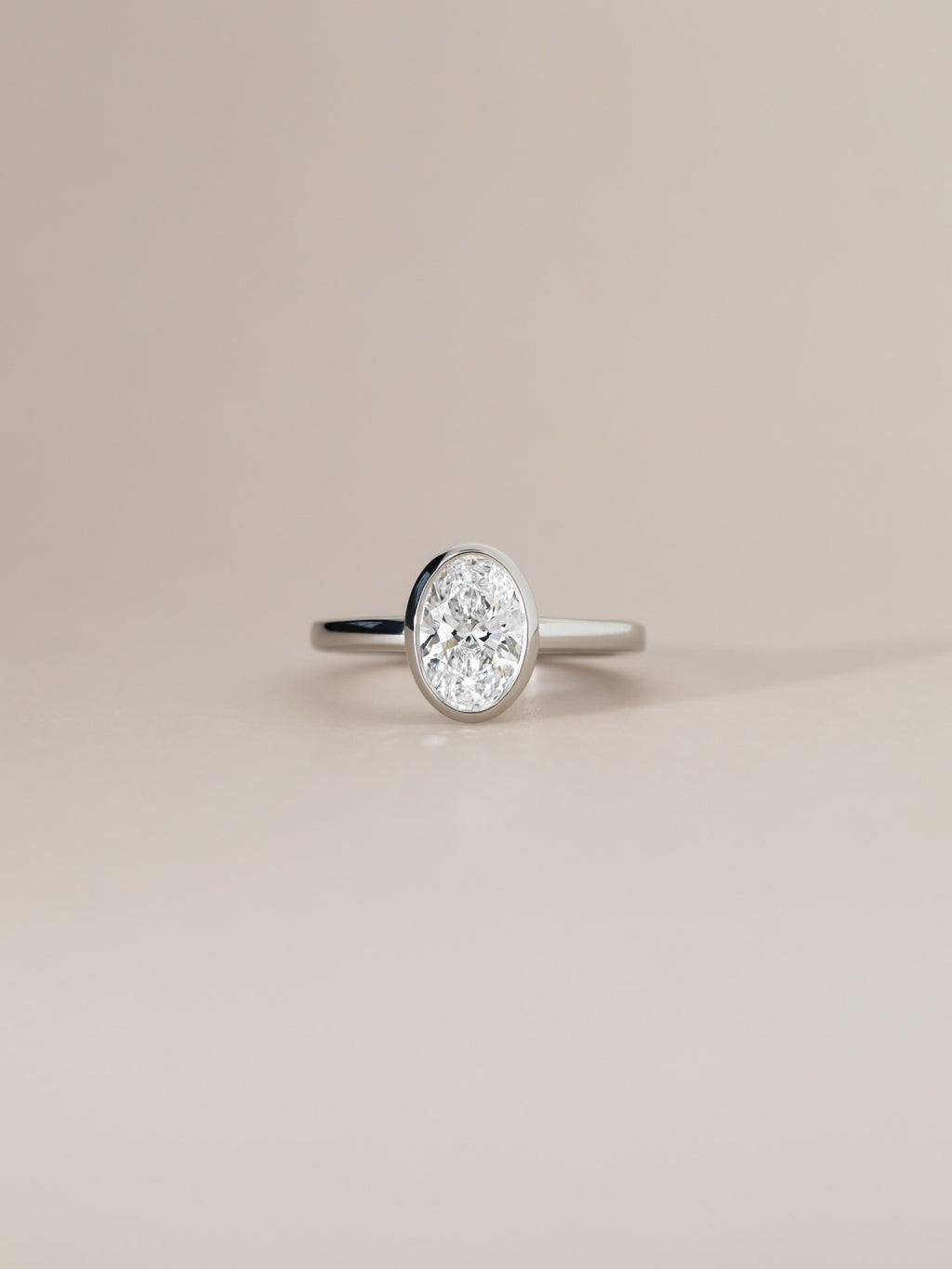 1.5ct Oval Lab Grown Diamond IGI Certified Ethical Engagement Ring 18K Gold