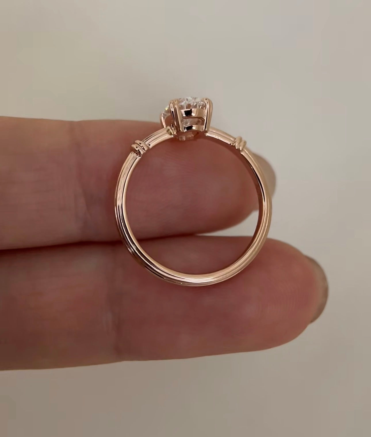 2ct Oval Lab Grown Diamond IGI Certified Ethical Engagement Ring 18K Gold