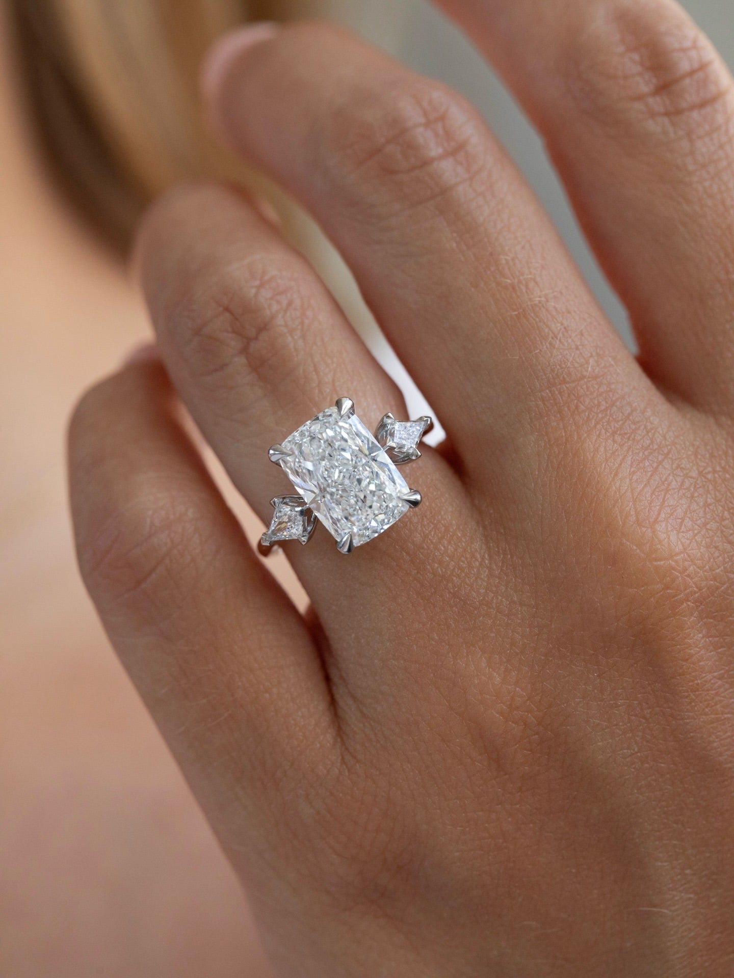 3.5ct Cushion Lab Grown Diamond IGI Certified Ethical Engagement Ring 18K Gold