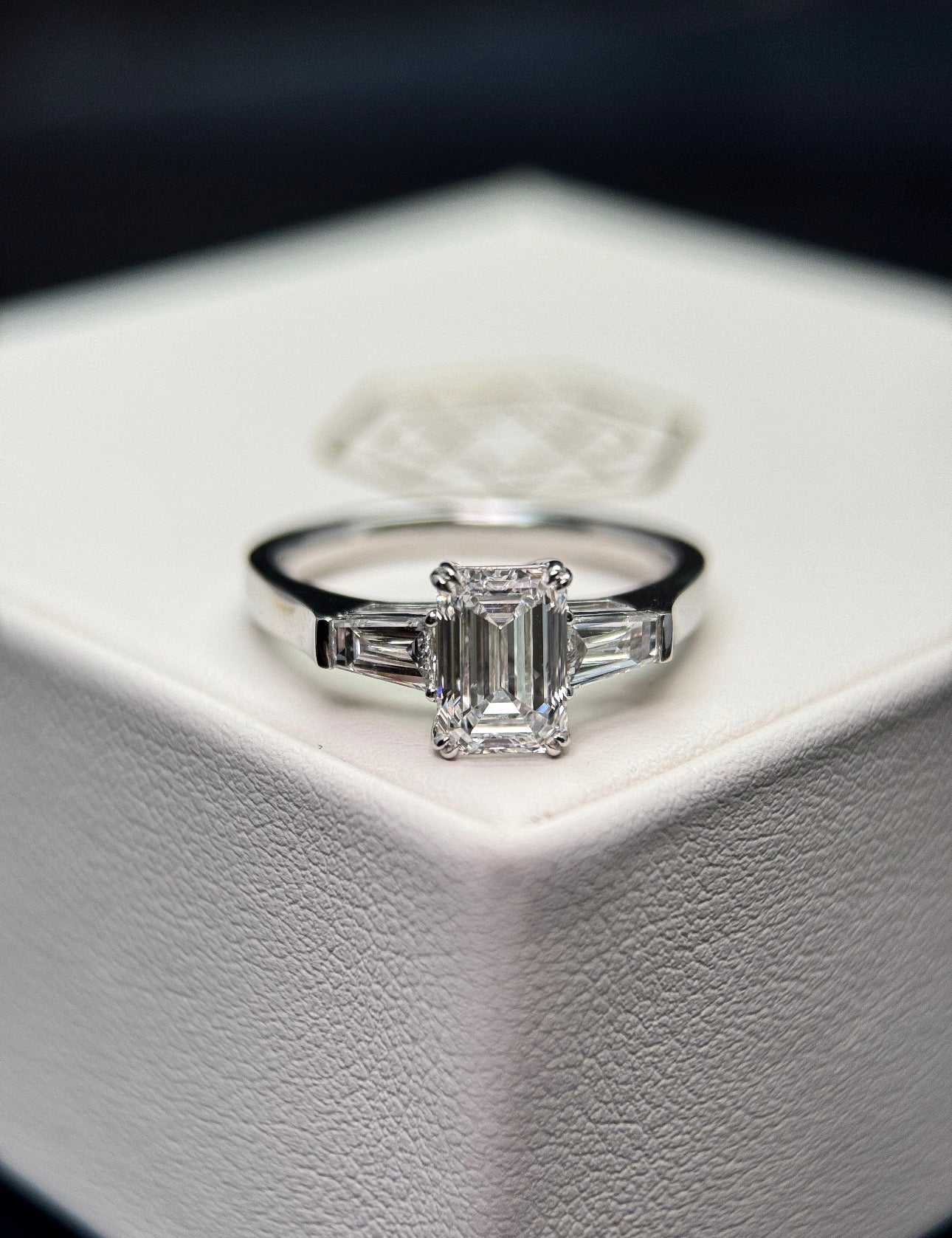 1ct Emerald Lab Grown Diamond Ring with IGI Certificate