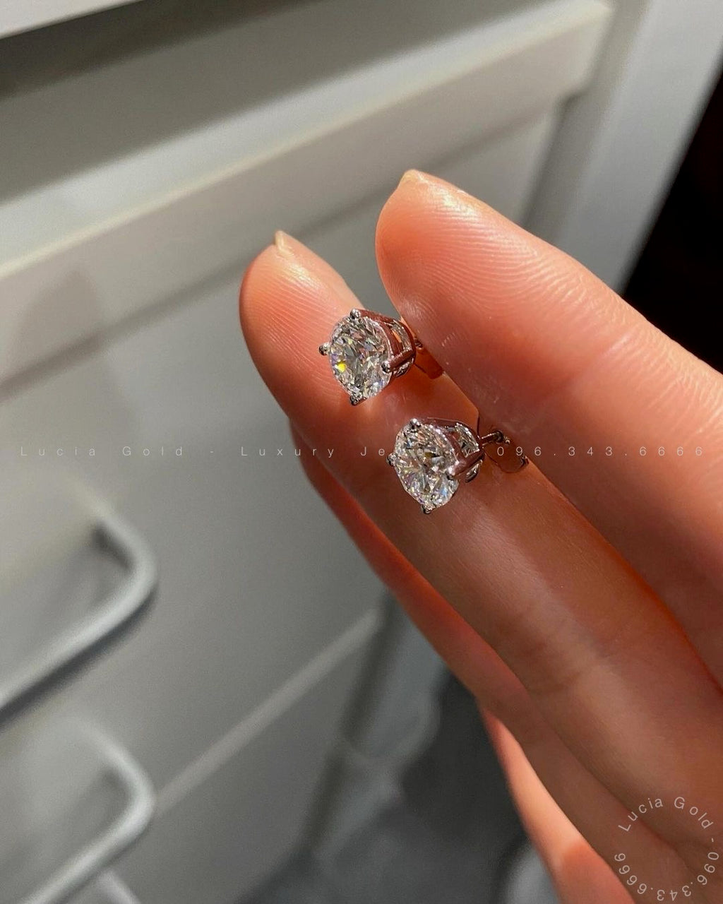 3ct Round Lab Grown Diamond IGI Certified Ethical Stud Earrings