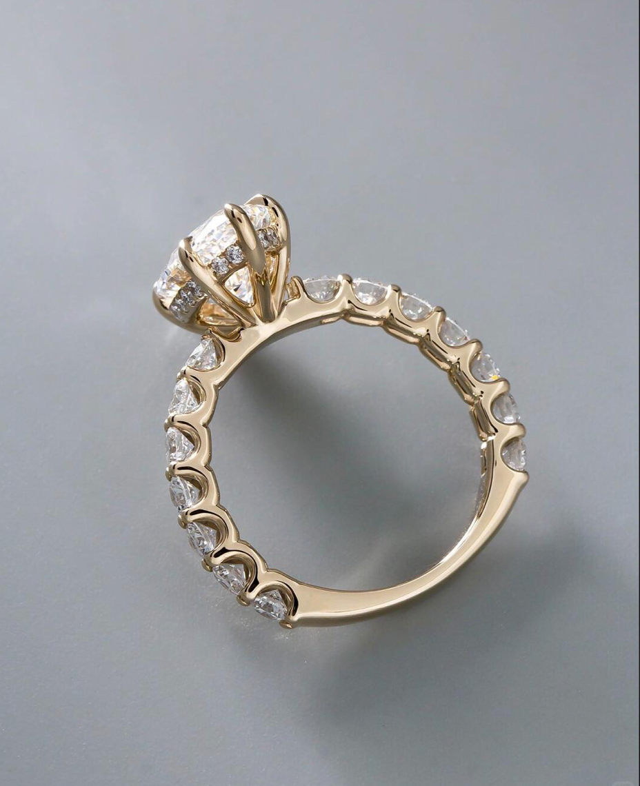 5ct Marquise Lab Grown Diamond IGI Certified Ethical Engagement Ring 18K Gold